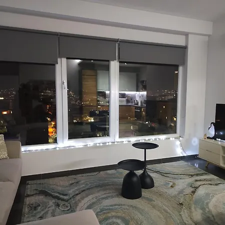 Penthouse Pazari I Ri Apartment *